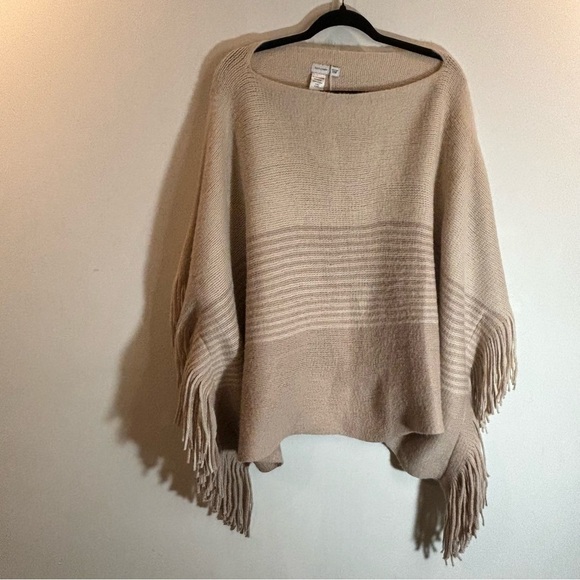 GENTLE  FAWN O/S Tristan Blush Mix Super Soft Poncho Shrug w/ Fringe New w/ Tags - Picture 3 of 9